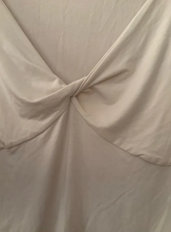Lululemon Cream Long Sleeve Top - Image 4