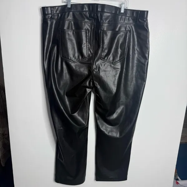 NEW Abercrombie & Fitch Curve Love 90's Straight Ultra High Rise Black 24 Plus - Image 6