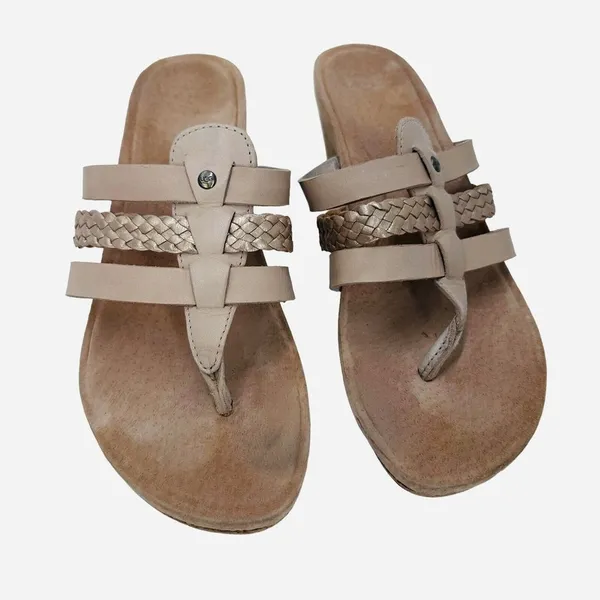 UGG Maddie Wedge‎ Sandals Women's Size 7.5 M Beige - Image 2