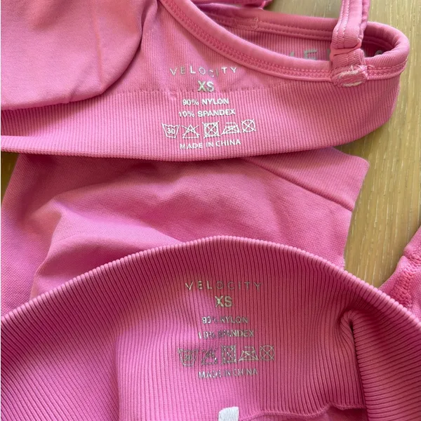 Velocity Signature Bra Top & Shape Signature Shorts Size XS Pink - Image 3