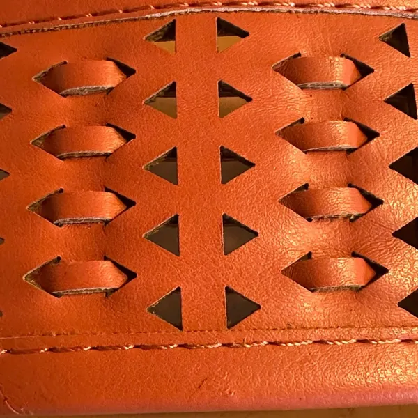EUC Andiamo Abailey Weave Flats/Sandals Salmon Peach 7.5/7.5W Boho Faux Leather - Image 7