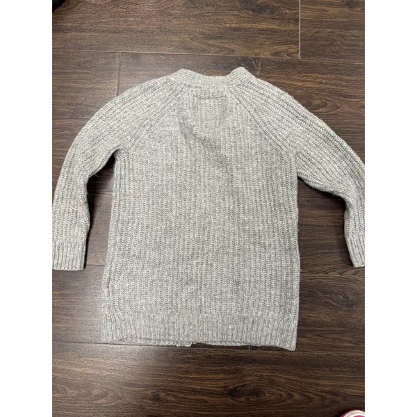 Abercrombie & Fitch Gray Ribbed Knit Varsity Cardigan -‎ Size S - Image 4