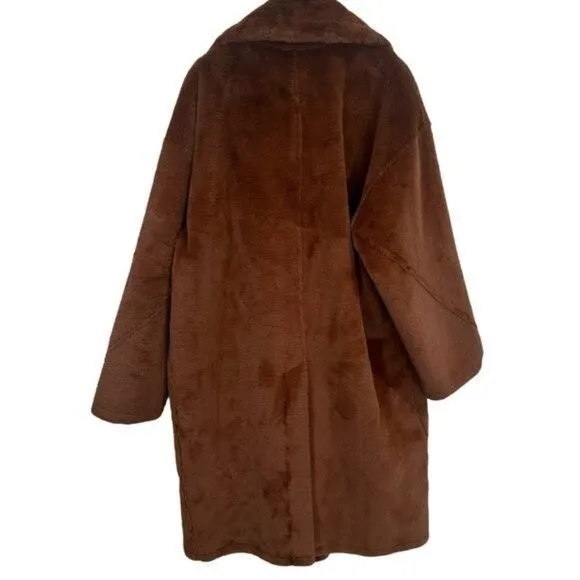 NWOT Avec Les Filles Oversized Faux Fur Coat Penny Lane Mob Wife City Chic M - Image 3