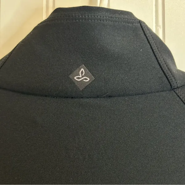 Prana Women's Black Zip Up Jacket athletic XS Running Yoga Gym. - Image 8