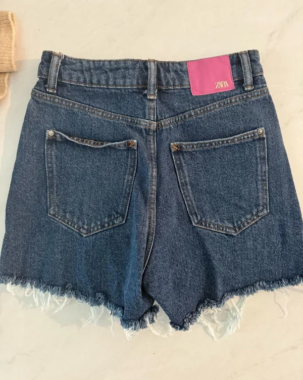 ZARA Shorts Denim High-Rise - Image 2