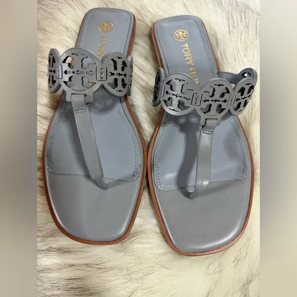 NIB Tory Burch Tiny Miller Leather Medallion Sandals In Cloud Blue $248 MSRP - Image 7