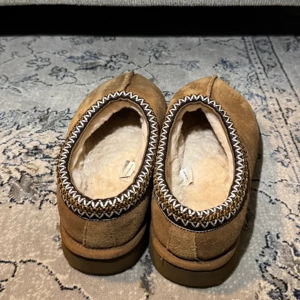 UGG Tasman Slipper Chestnut - Image 5