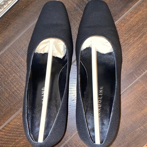 Bandolino Elegant Classic Black Block Heels Made in Spain Size 6.5M - Image 6