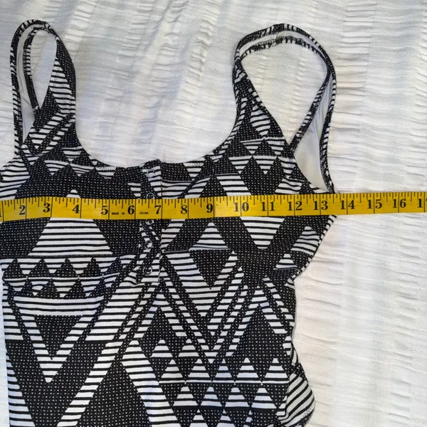 Aerie‎ One Piece Swimsuit S Black White Geometric Tribal Henley High Cut Cheeky - Image 9