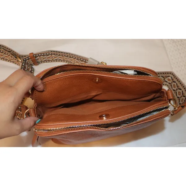 Sugu Andrea triple compartment shoulder bag with detachable strap - Image 9