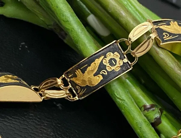 Vintage Damascene Gold-tone Enameled Birds & Flowers Link 8” Bracelet 16.3g - Image 10