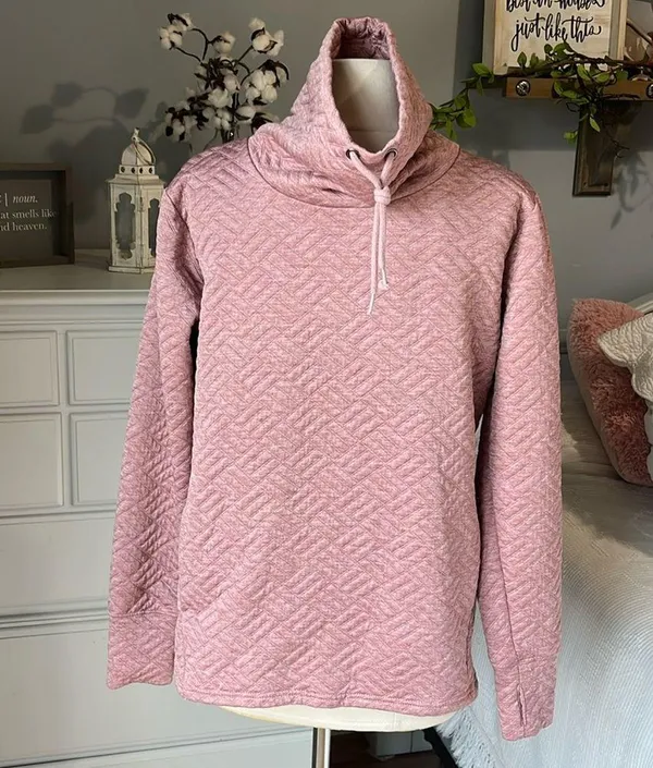 Rose Pink Quilted Pullover Womens Medium - Image 2