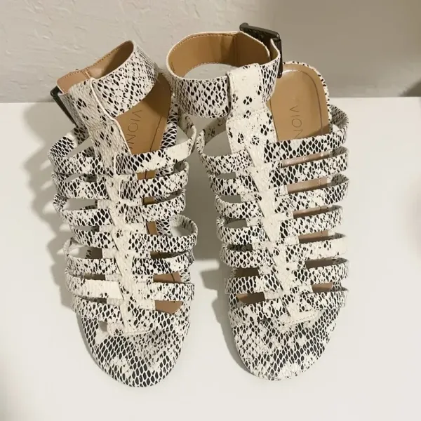 VIONIC Sami Snakeskin Heels in Black and White‎ size 5 - Image 3
