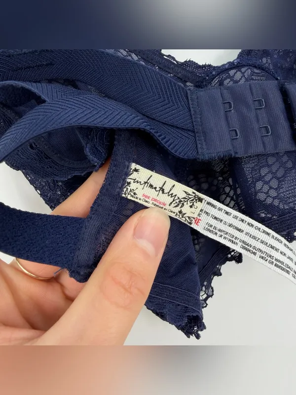 INTIMATELY FREE PEOPLE Let Me Kiss You Soft Bra Navy Blue L - Image 3