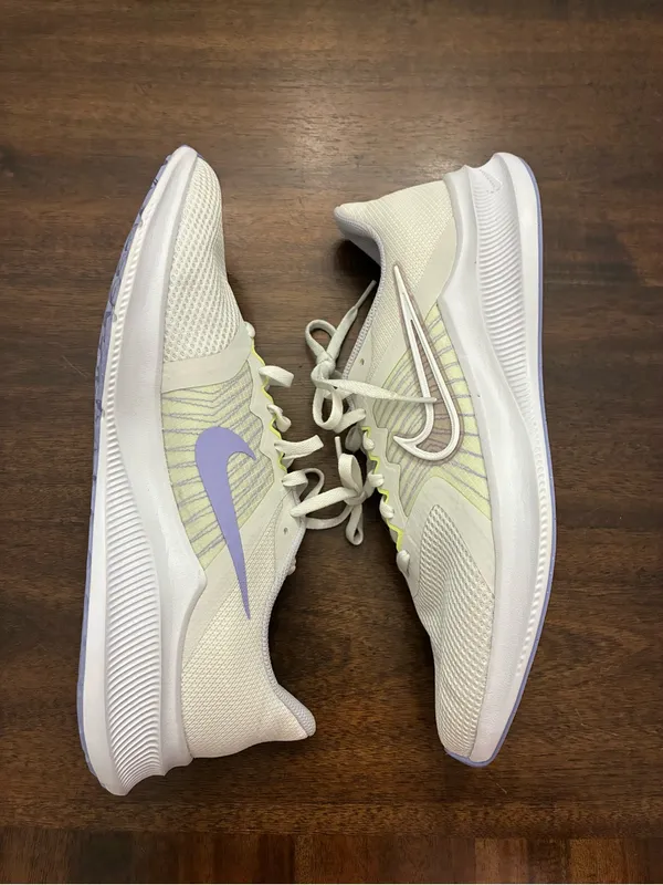 Nike Downshifter 11 Shoes Women’s 12 Summit White Lime Ice Sneakers - Image 3