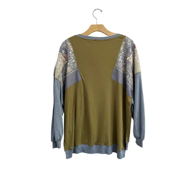 Free‎ People Olive Green Patchwork Boho Oversized Blouse Top Size Small - Image 3