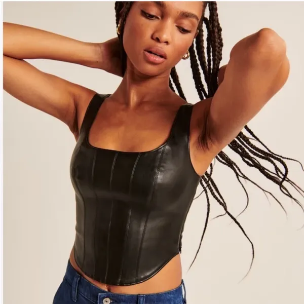 Abercrombie and Fitch Vegan Leather Corset Scoopneck Top in Black Size XS - Image 4