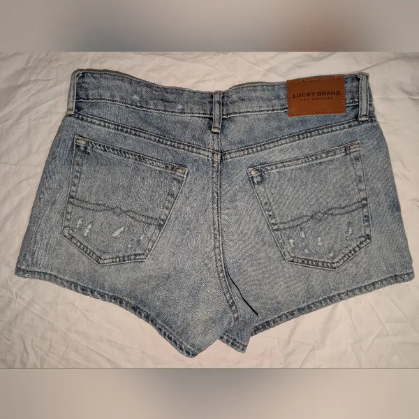 Lucky Brand Distressed The Cut Off Mid Rise Jean Short W6/28 Medium Wash - Image 2