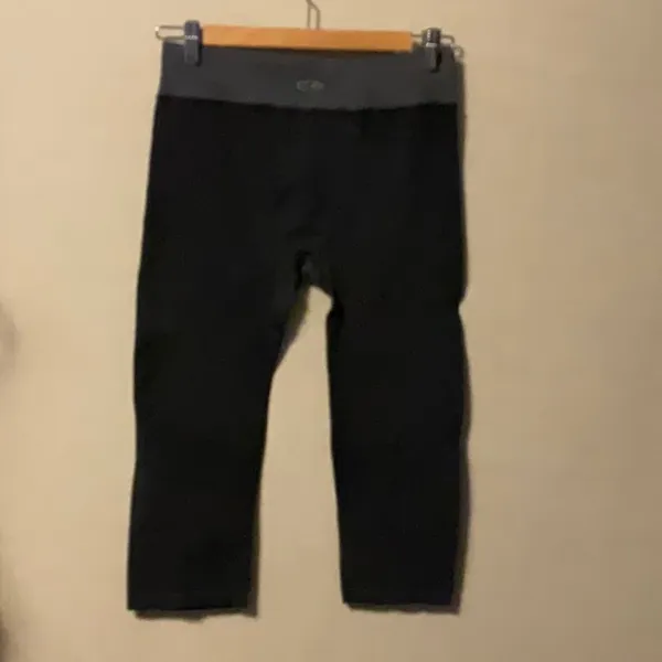 Champion Women's Black and Gray Leggings - Image 2