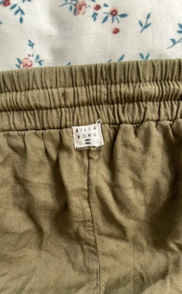 Billabong Shorts - Image 3