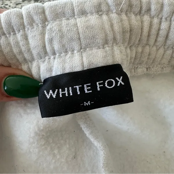 WHITE FOX Limited Edition 4th Edition Lounge Sweat Shorts in Smoke Grey Sz. M - Image 9