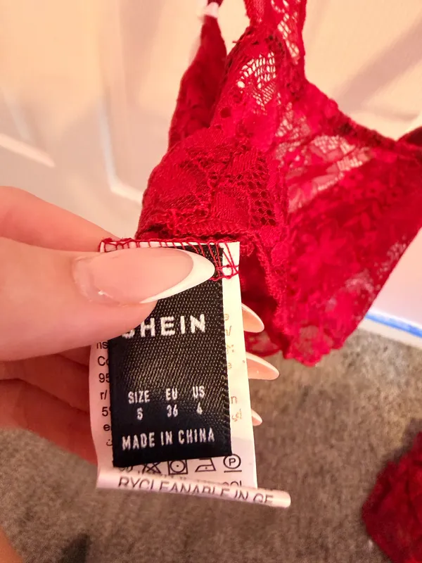 SHEIN red lace skirt set - Image 4