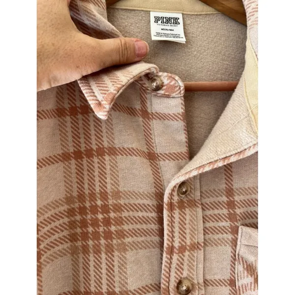 XL Victorias Secret PINK Womens Beige Plaid Flannel Shirt or Shacket Pocket - Image 3