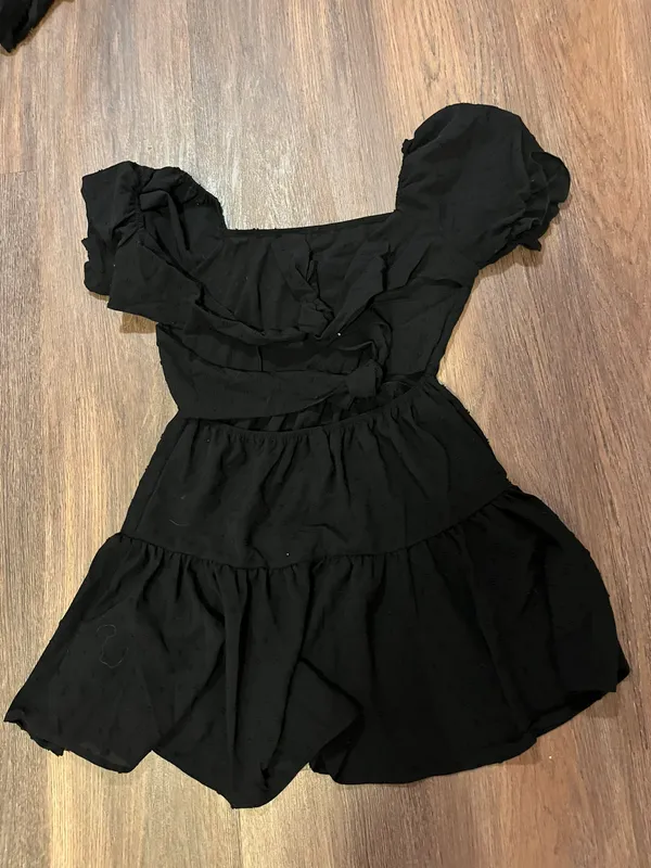 SheIn Black mini dress with puffy sleeves #partydress #minidress - Image 2