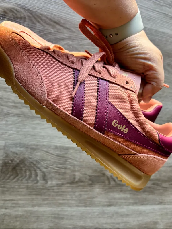 NEW Gola Harrier Trainer in Peach and Burgundy - Image 12