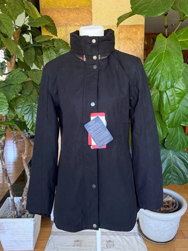 NEW Pendleton Women's Removable Hood Plaid Lining Zip Black Rain Jacket, Size M - Image 2
