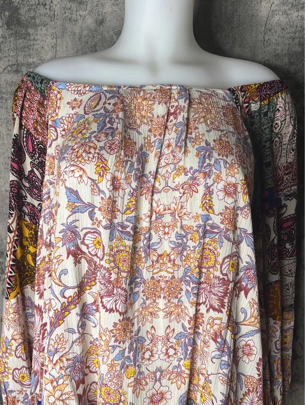 Umgee Off Shoulders Blouse - Image 4