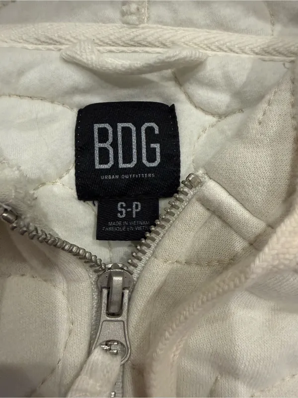 BDG Cream Quilted Hooded Zip-Up Sweatshirt - Image 4