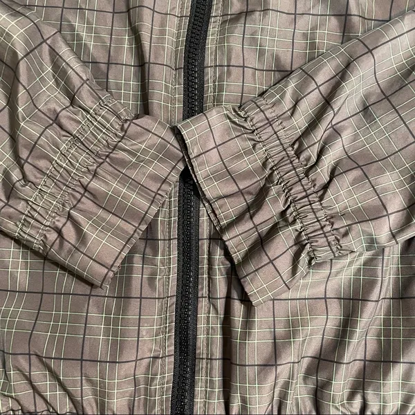 The North Face Women’s Windbreaker - Image 4