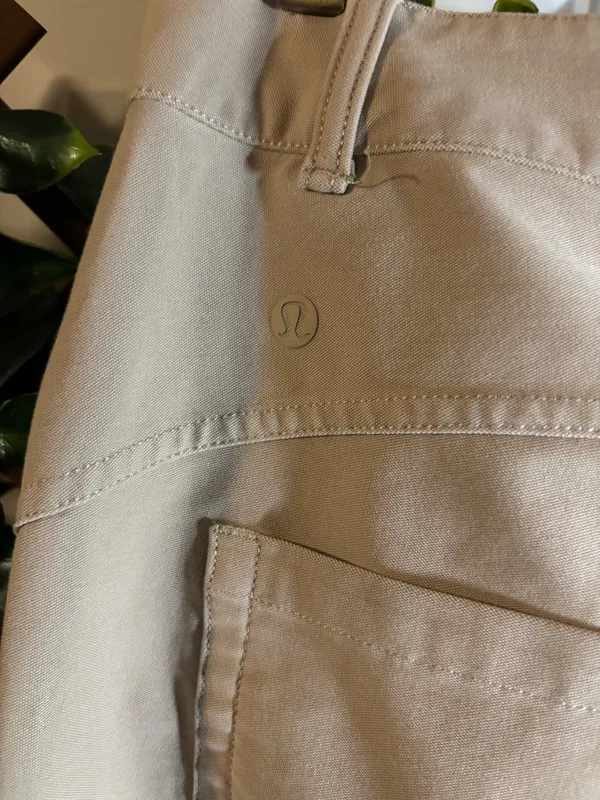 Lululemon Athletica Khaki Work Pants Wide Leg Size 30 - Image 3