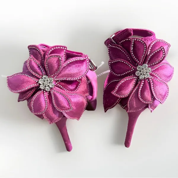 Gianni Bini Fuchsia Velvet Heels Rhinestone Flower Platform Sandals 7 New - Image 4