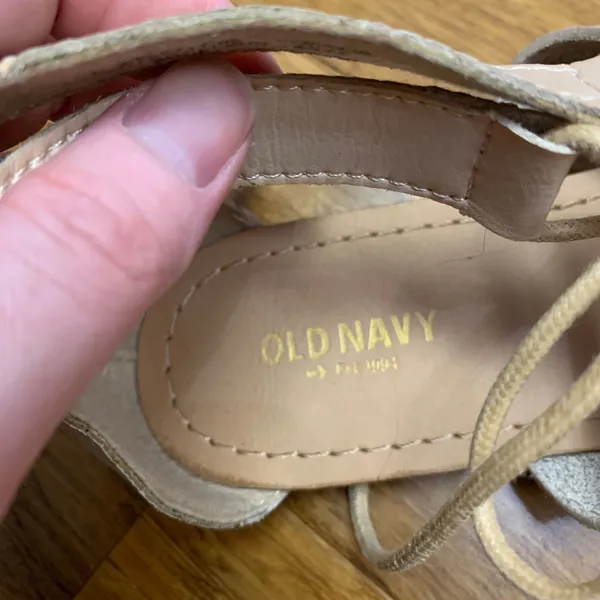 Old Navy Womens Beige Lace Up Gladiator‎ Strappy Flat Sandals Size 9 New Summer - Image 5