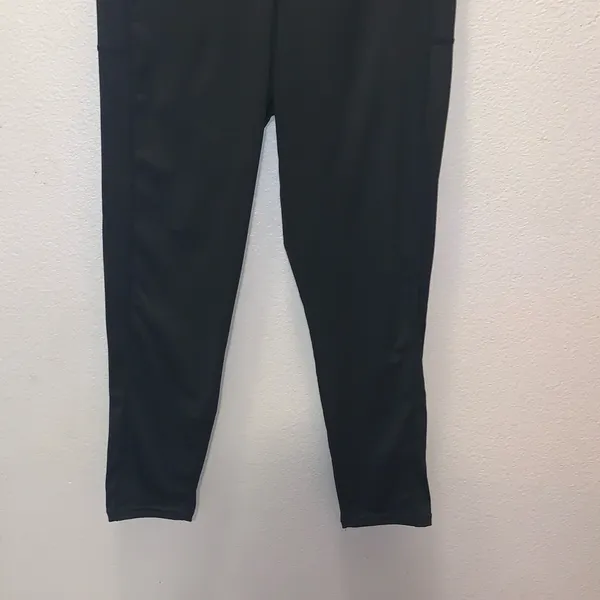 Woman’s 2XL Black High-Waisted Leggings Side Pockets - Image 3