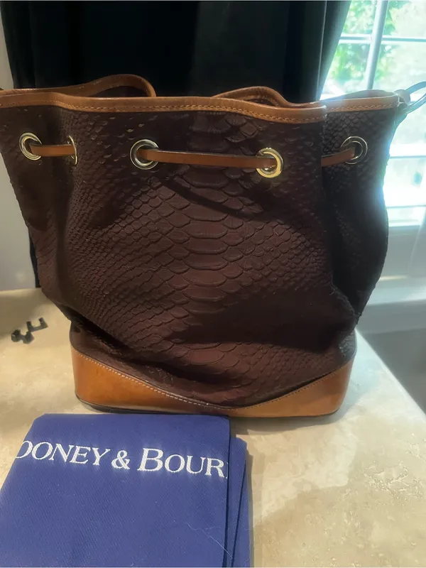 Dooney & Bourke Bag Python Embossed Leather Drawstring Saddle Brown Retail $348 - Image 5