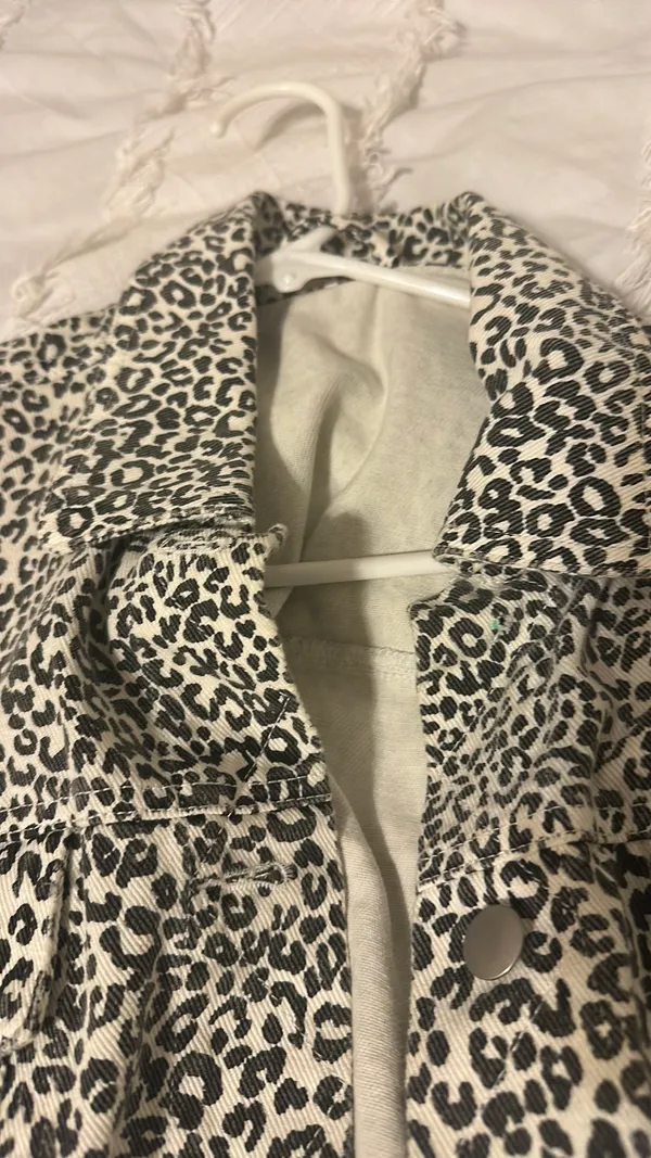 Pink Lily Cheetah Jean Jacket - Image 4