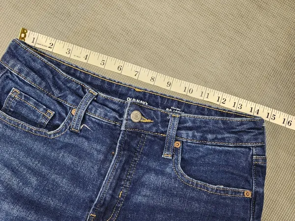 Old Navy Classic Women's Blue Denim Jeans Size 6 - Image 3