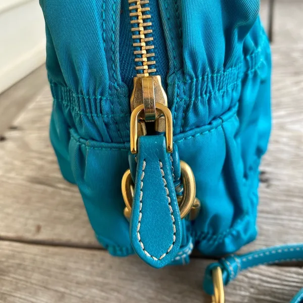 Prada Blue Tessuto Gaufre Crossbody - Image 4