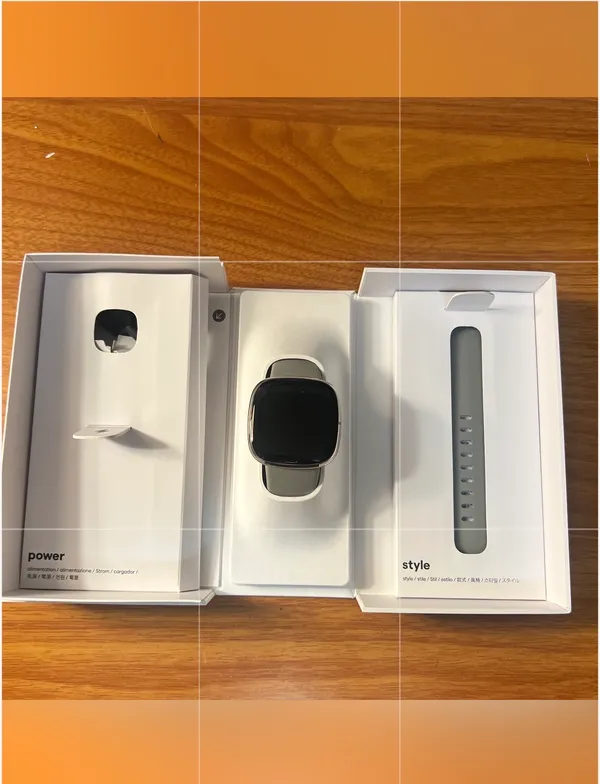 Fitbit Sense Watch, Charger, Faceplate and bands - Image 7