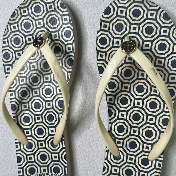 Tory Burch Flip Flop Sandals - Image 4