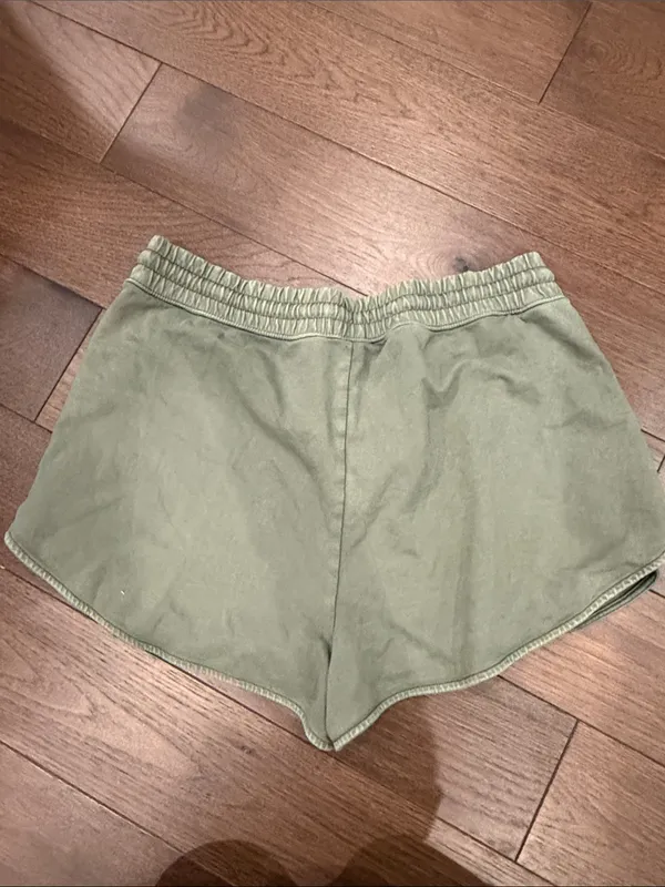 aerie Olive Green Drawstring Lounge Shorts Size Large - C73-010 - Image 3