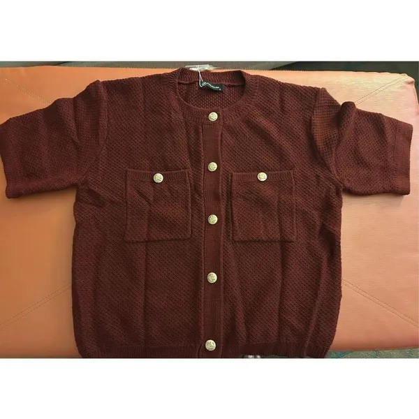 PRETTYGARDEN NEW Red Wine Short Sleeve Waffle knit Career Button down Sweater M - Image 2