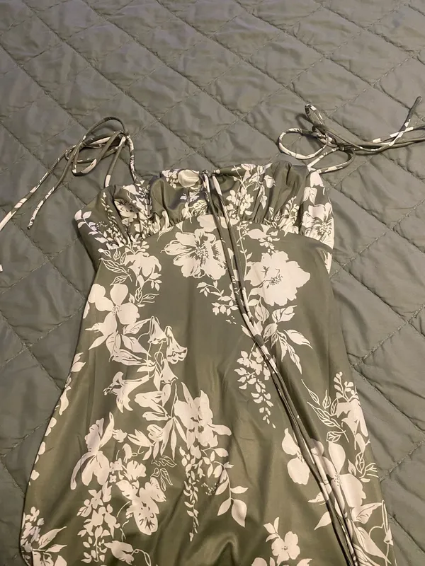 Maxi Floral Dress Green - Image 2