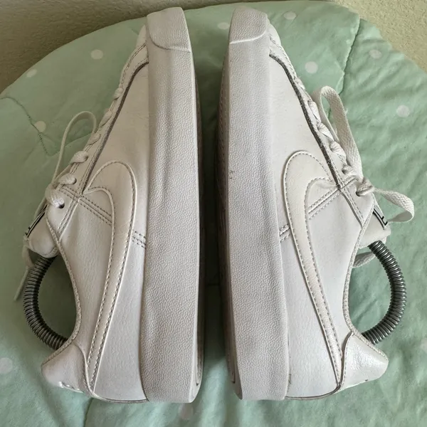 Nike Court Royale AC AO2810-102 White Sneakers Womens size 5.5 - Image 5