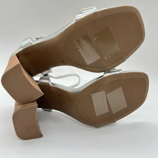 Journee Collection Sandals‎ Womens 7 Silver Dianne Heeled Open Toe Sandals NEW - Image 9