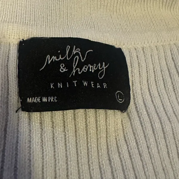 Milk & Honey Knitwear Sweater Top with Pearl Faux Buttons, Size Large - Image 4