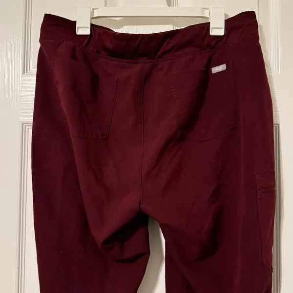 FIGS Maroon Zamora Joggers Size XL Petite Scrub Pants - Image 10